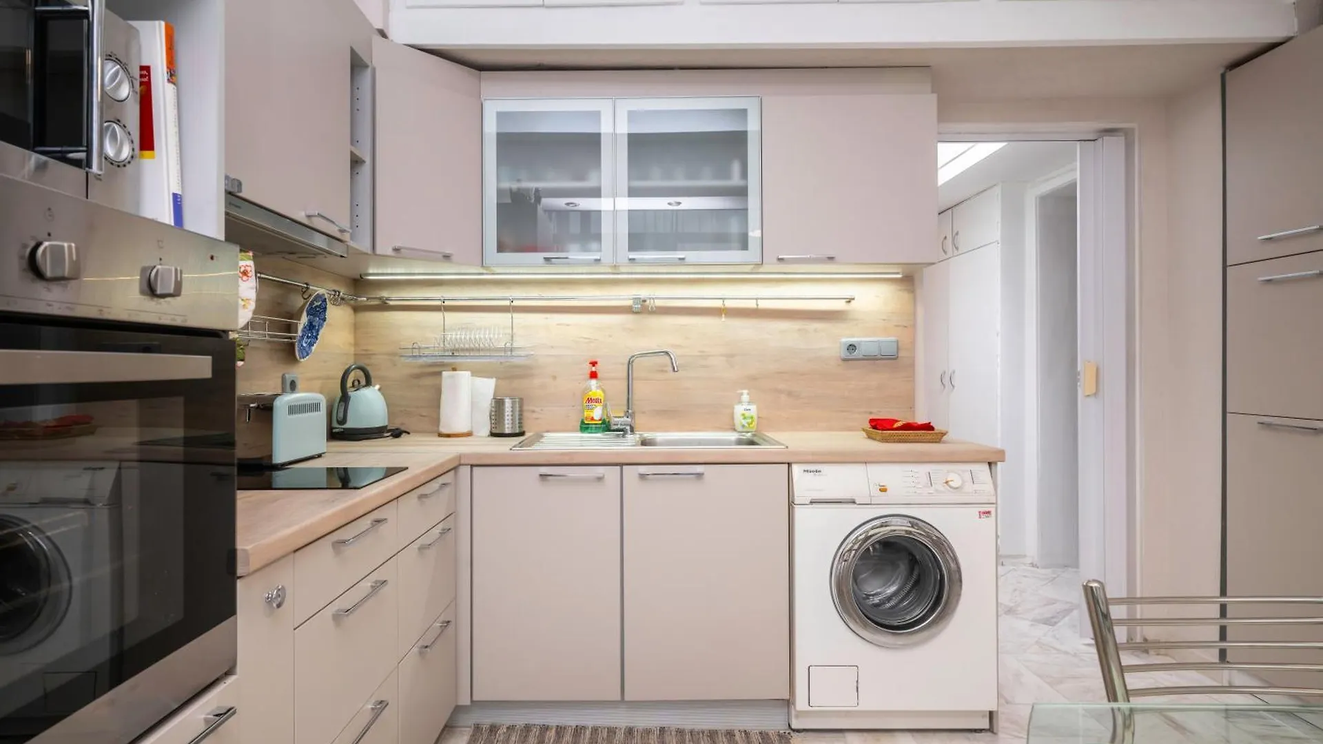 Cozy Apartment Near Vitosha Street By Flat Mаnager ソフィア
