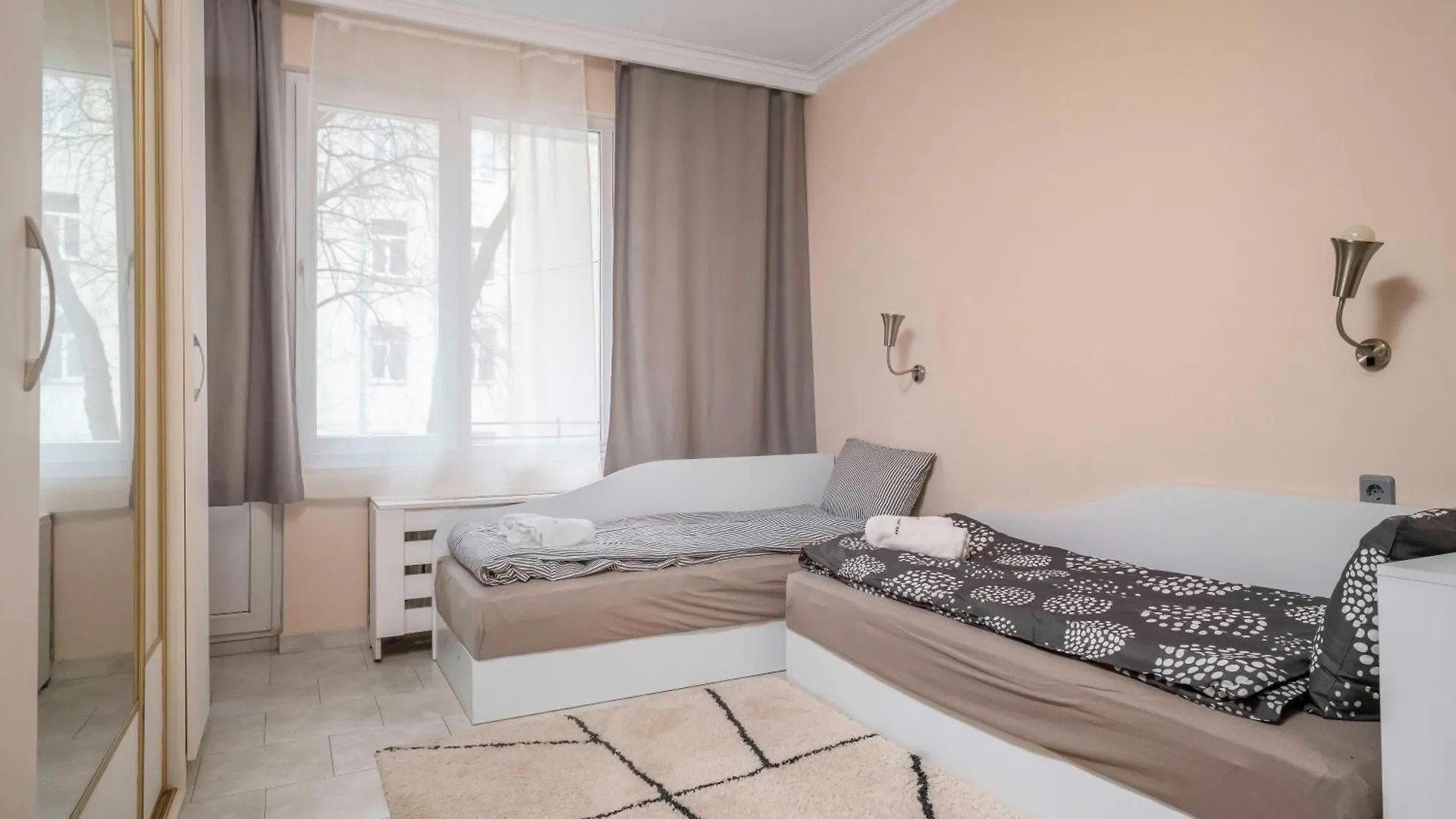 Cozy Apartment Near Vitosha Street By Flat Mаnager ソフィア